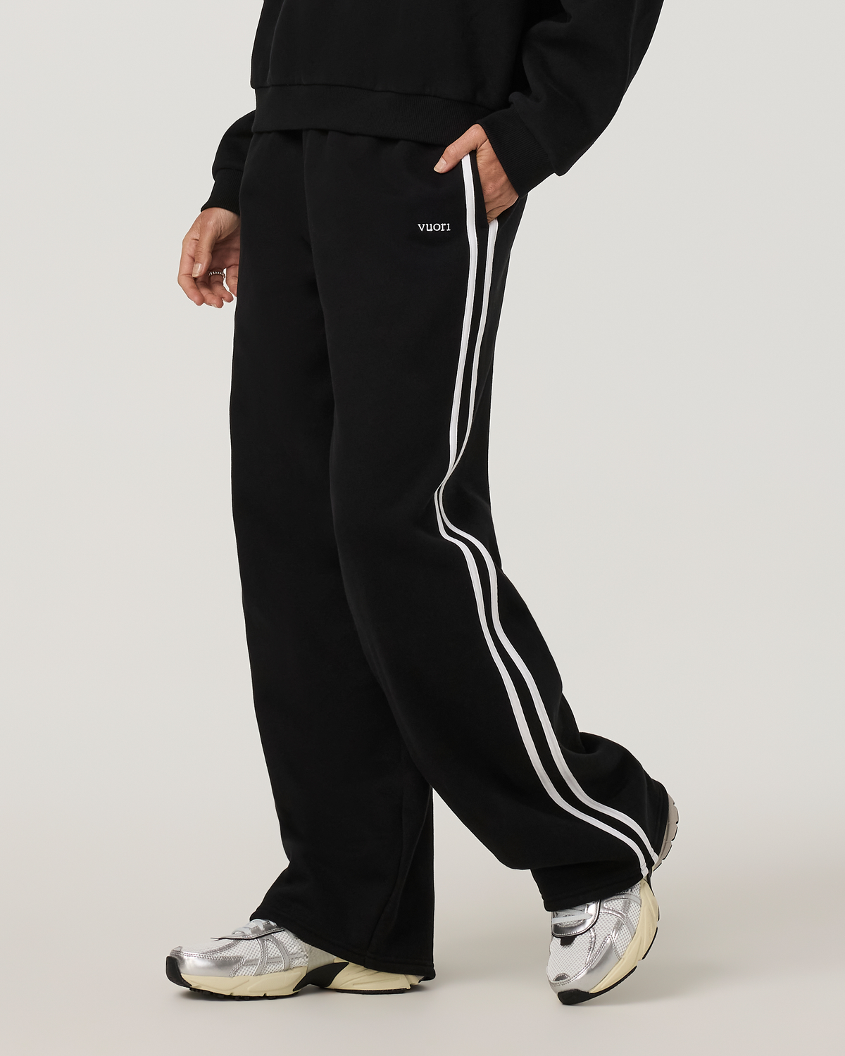 Restore Straight Leg Track Sweatpant-Long | Black