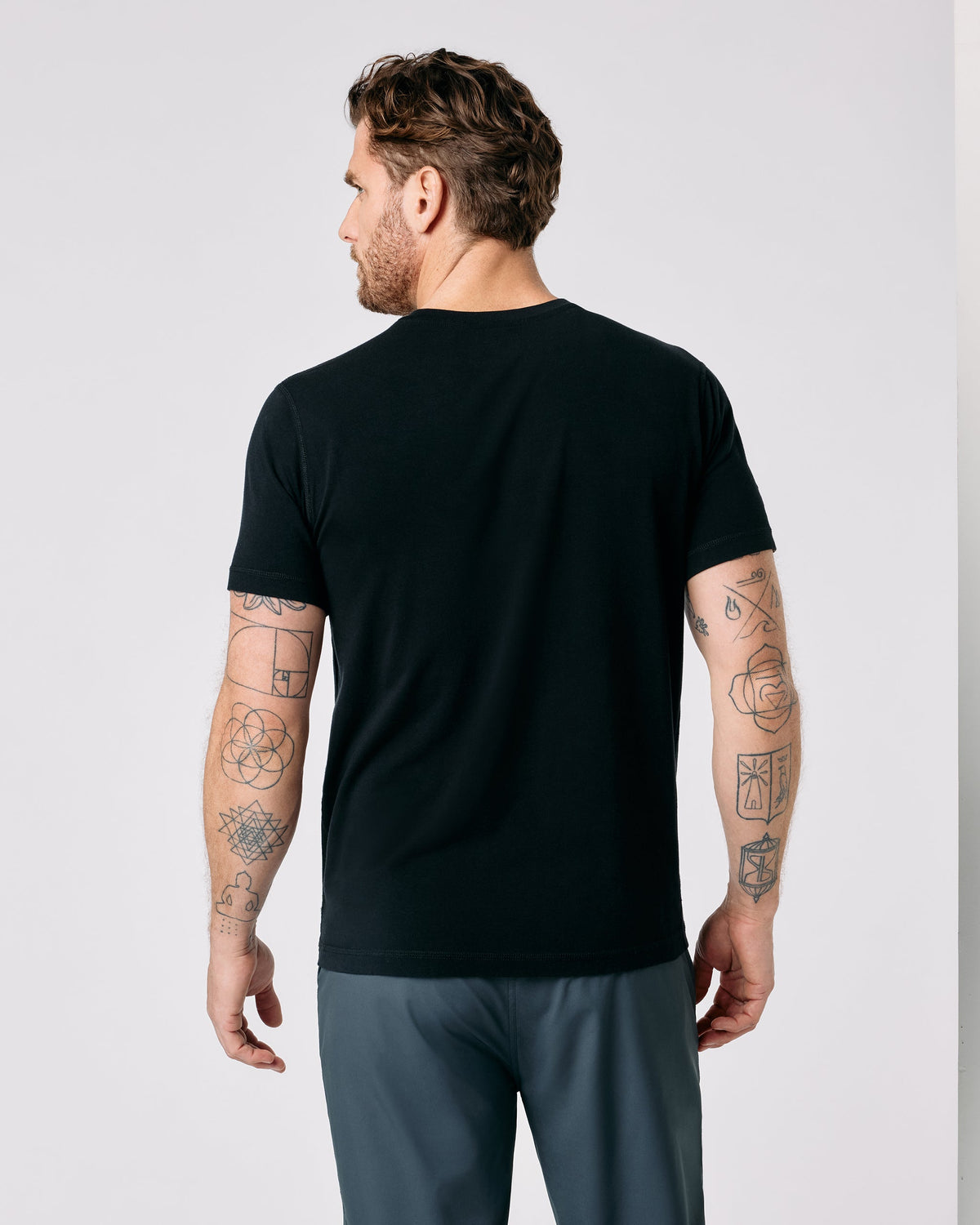 Tuvalu Tee | Black