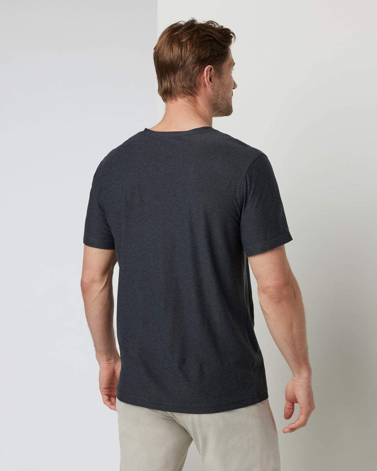 Strato Tech V-Neck Tee | Charcoal Heather