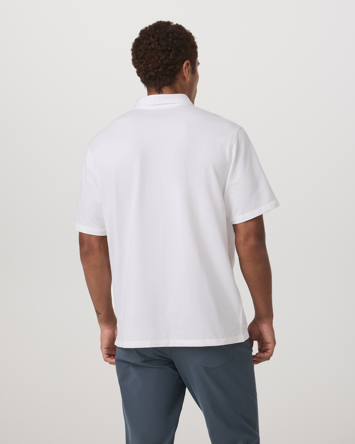 Short Sleeve Knit Oxford Camp Collar Button Down | White