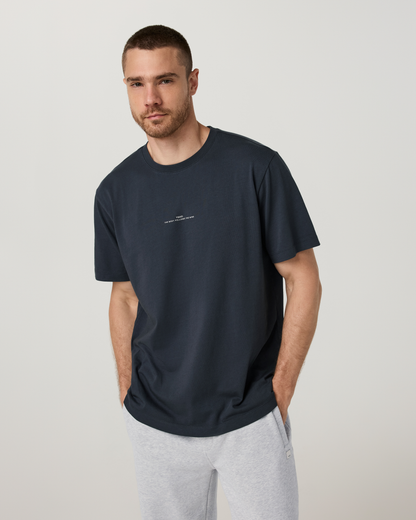 Vuori Lifestyle Graphic Tee | Navy