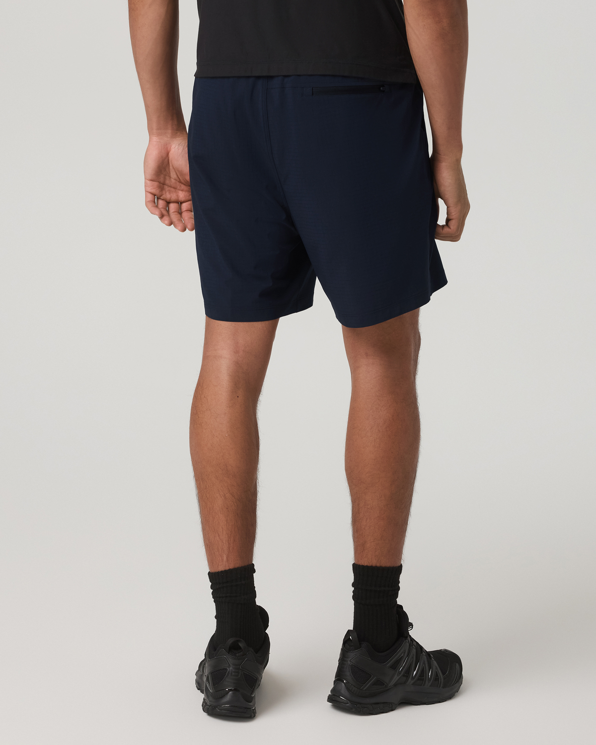 Vuori HardKore Short Lined 7" | Ink