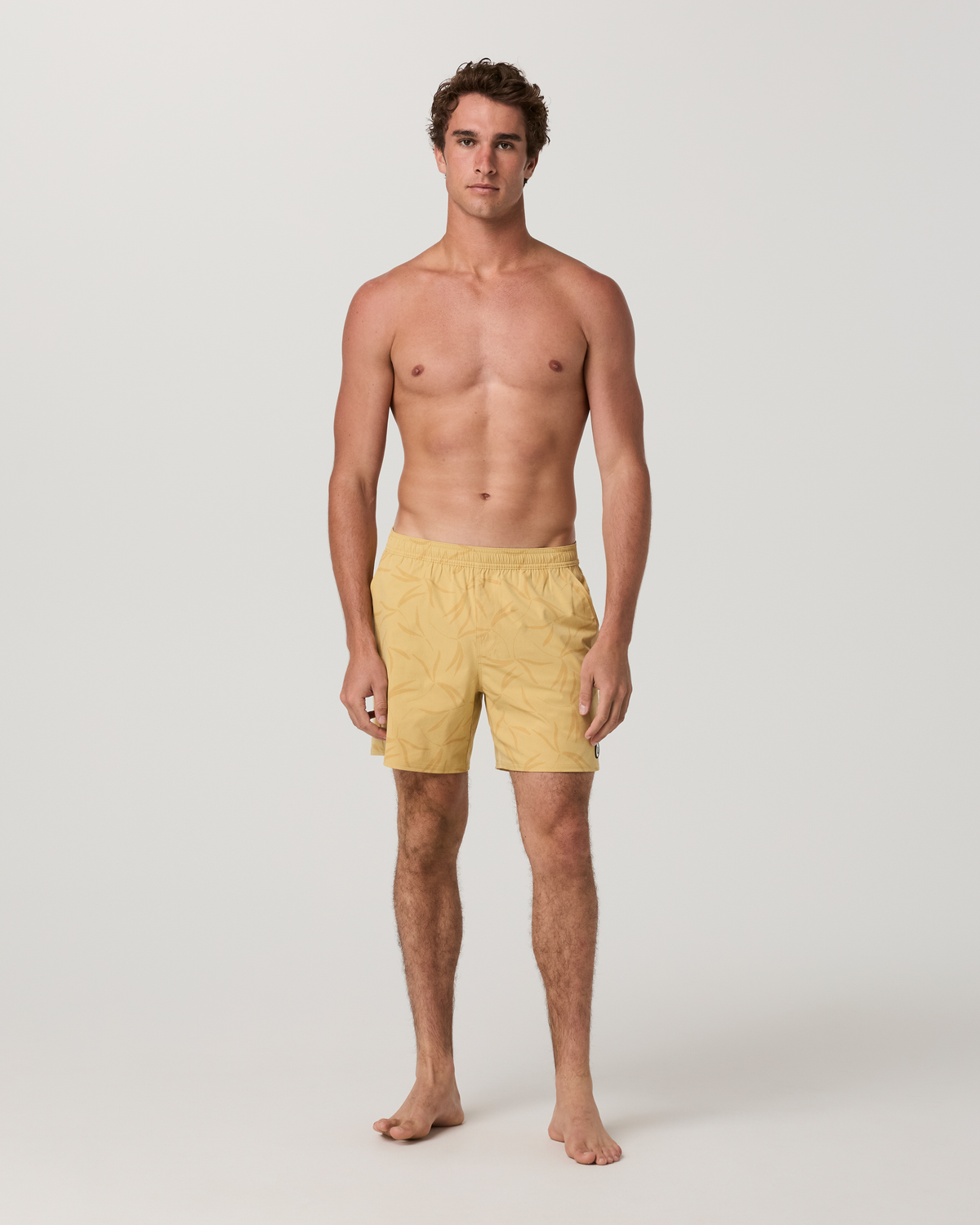 Maverick Volley Short Lined | Brass Vera