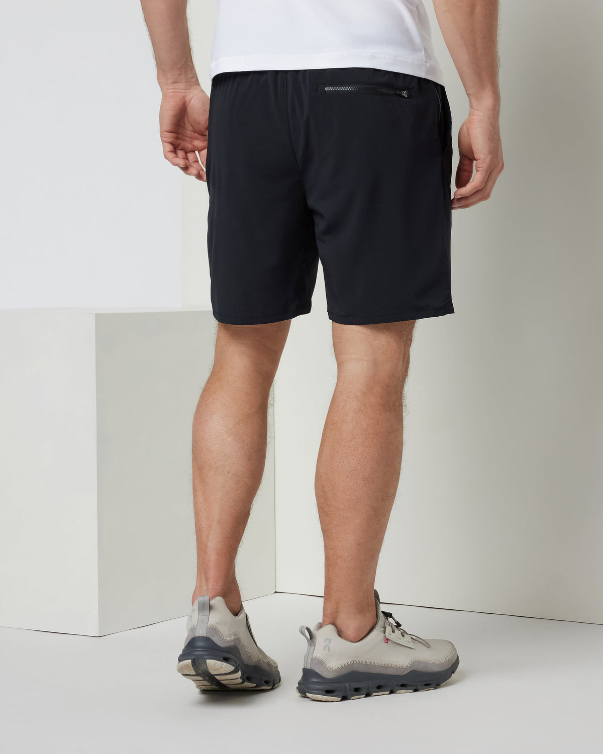 Elevate Kore Short Lined 7" | Black