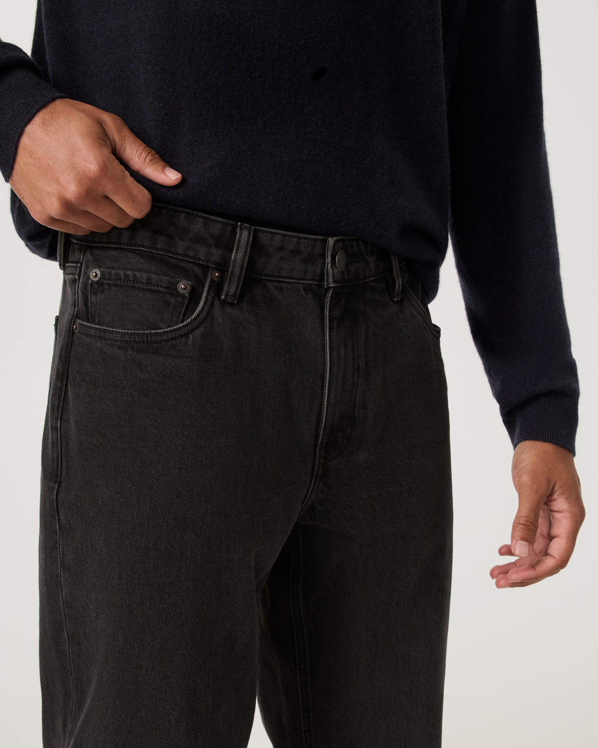 Vuori Vintage Jean Classic Fit 30" | Black Wash Denim