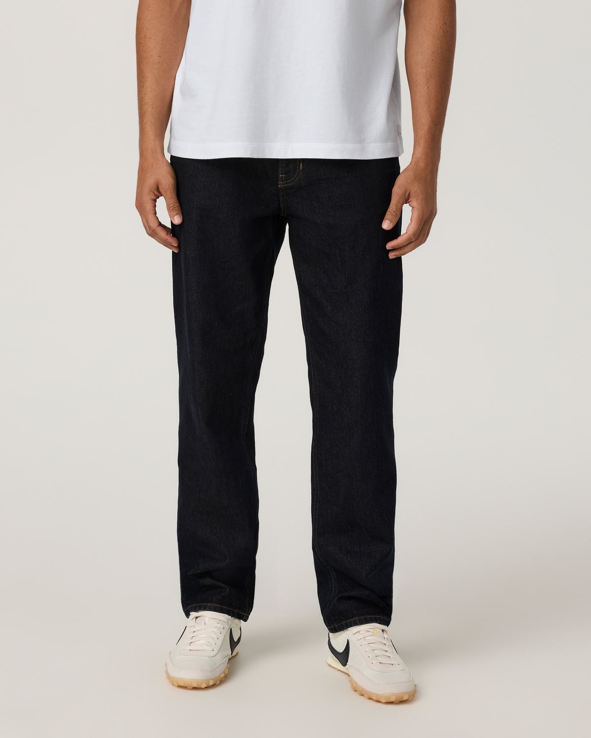 Vuori Vintage Jean Classic Fit 32" | Comet Rinse Denim