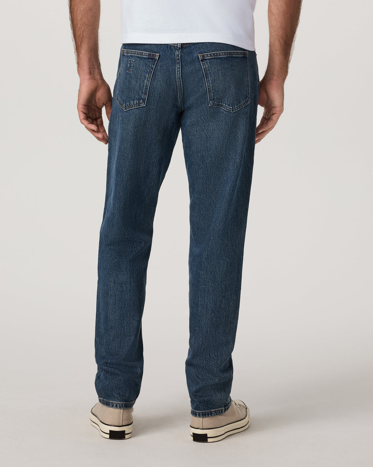 Vuori Vintage Jean Classic Fit 32" | Medium Wash Denim