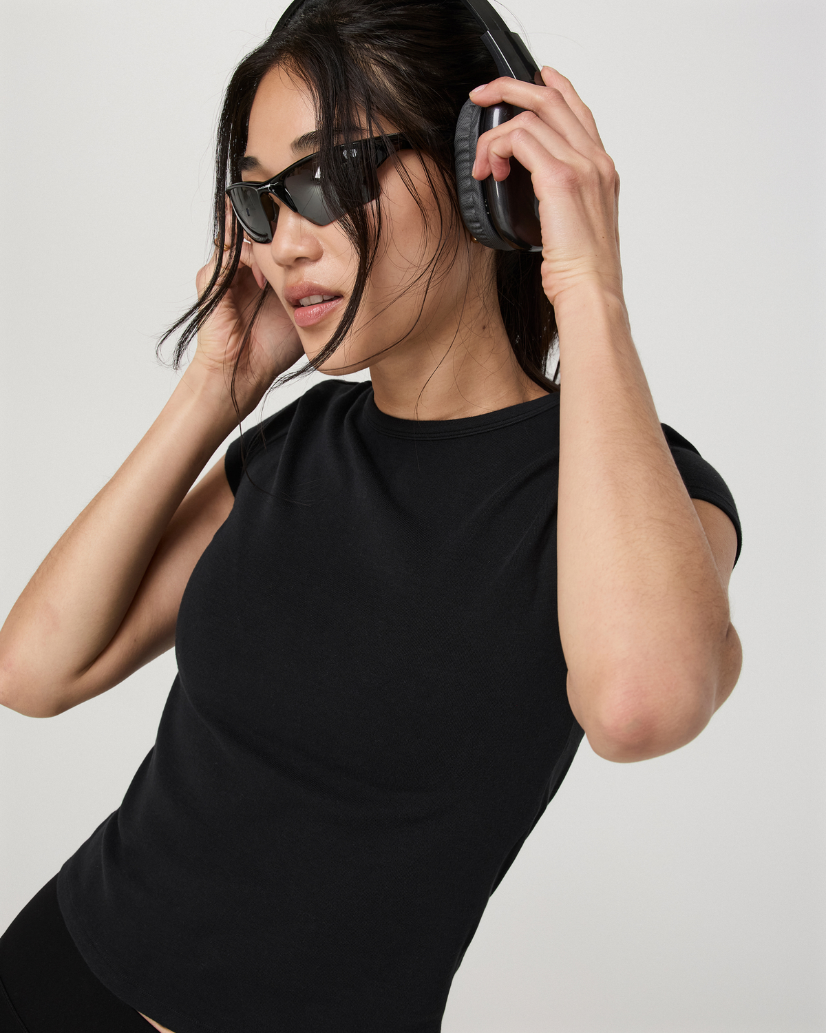 Everyday Cotton Stretch Fitted Tee | Black