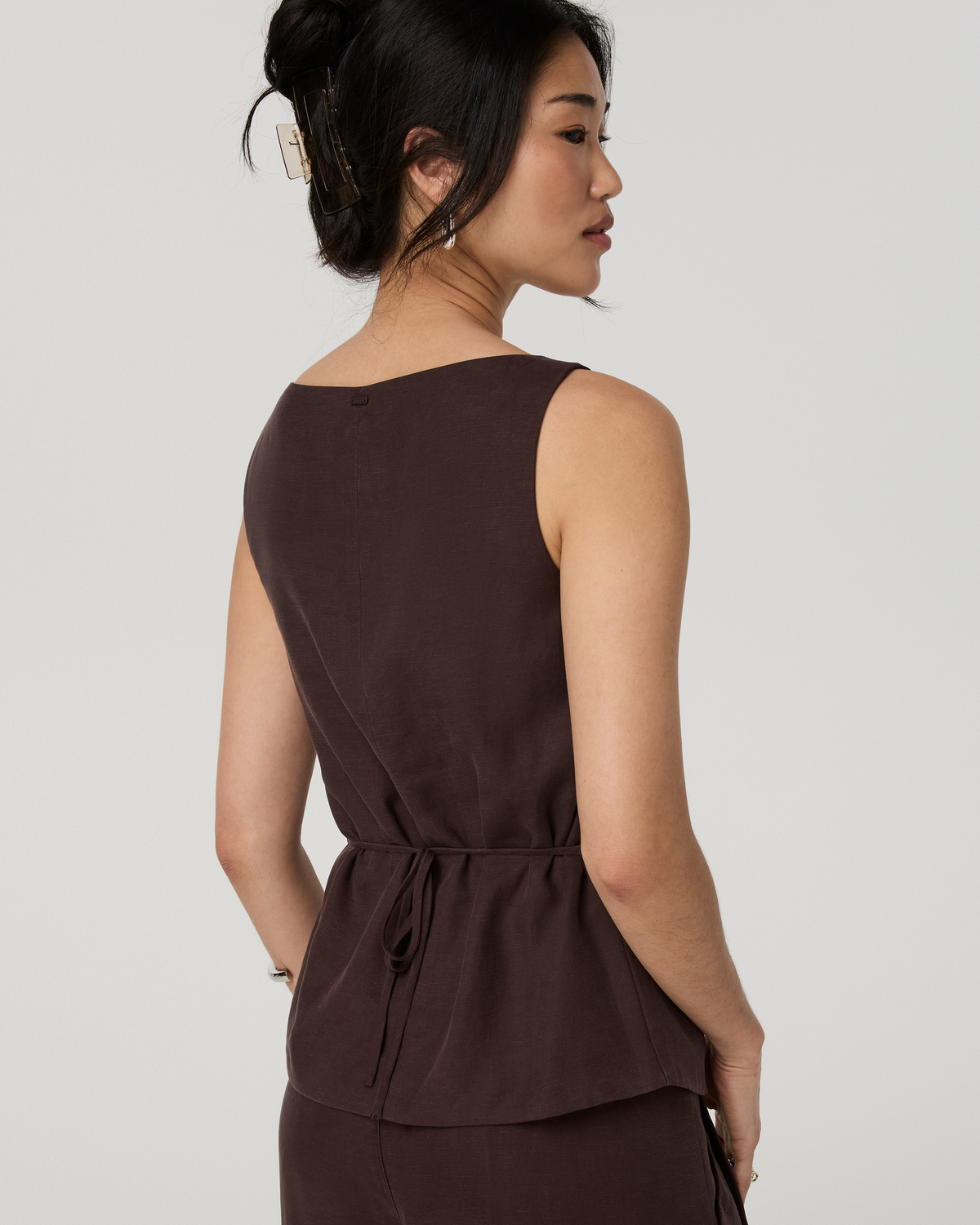 Trestles Twill Button Down Tank | French Roast