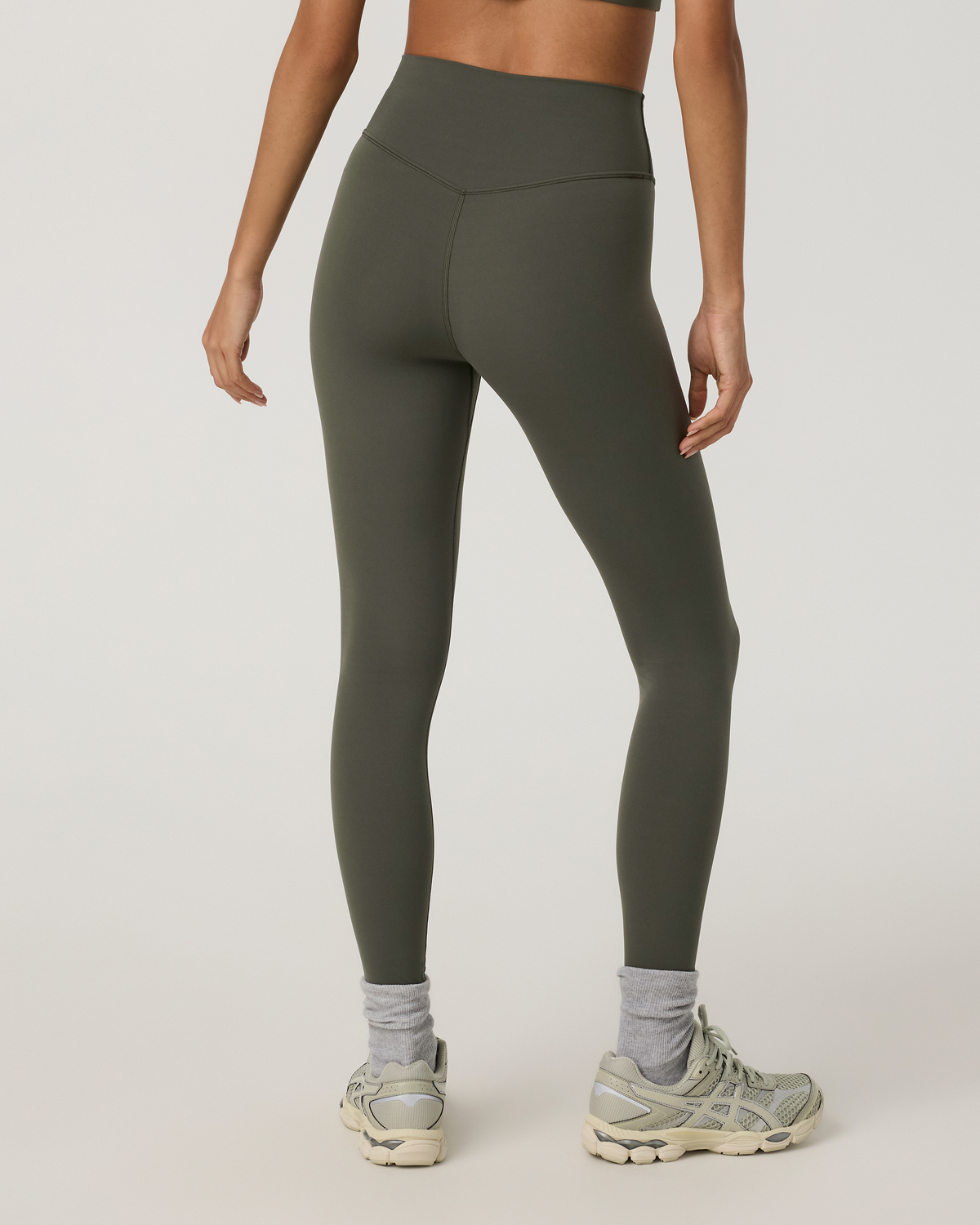 Vuori AllTheForm™ Legging | Army