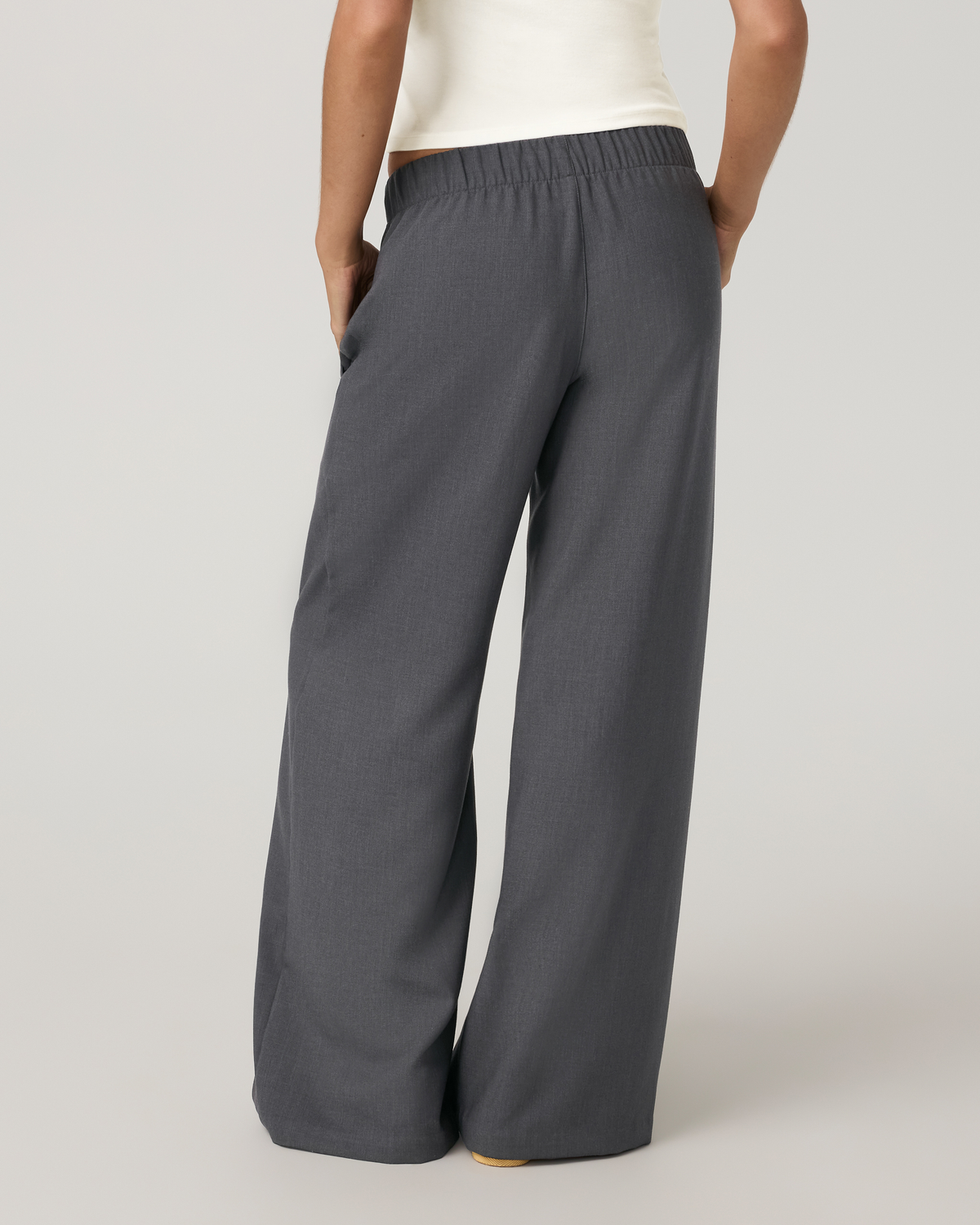 Sander Elastic Waist Trouser - Short | Charcoal Heather