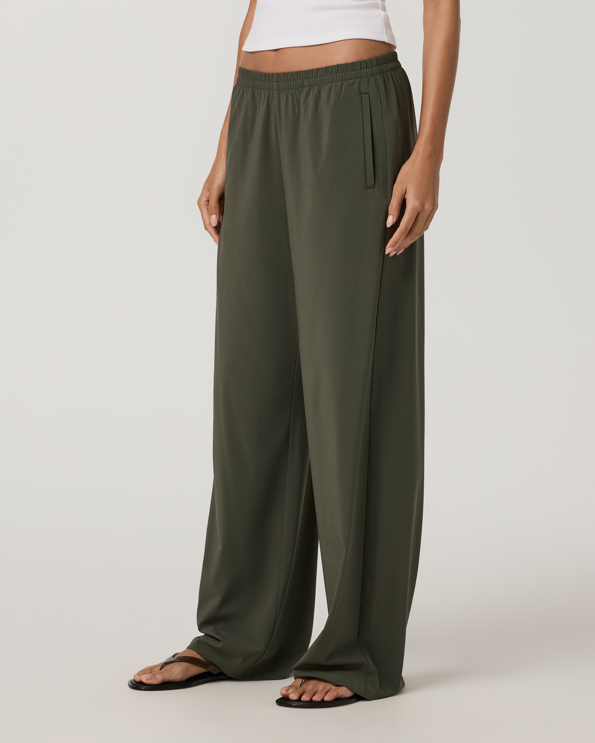 Villa Everyday Wideleg - Short | Army