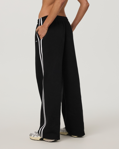 Restore Straight Leg Track Sweatpant-Short | Black