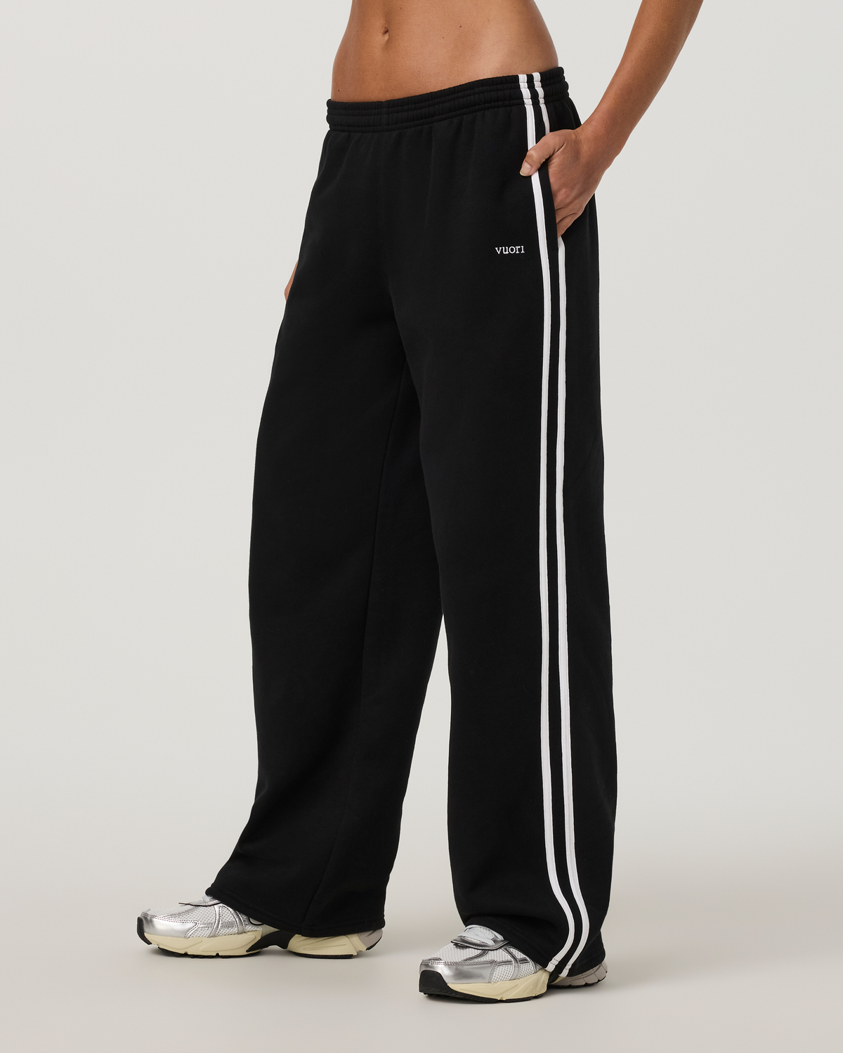 Restore Straight Leg Track Sweatpant-Long | Black